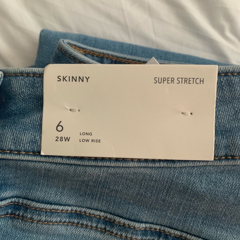 American Eagle Low Rise Jeans